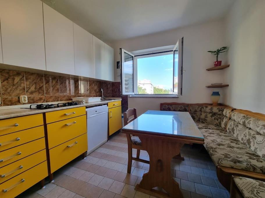 Apartman Luka Rijeka Exterior photo